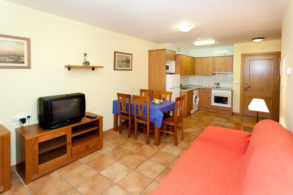 Two-Bedroom Apartment,259001581:JPEG